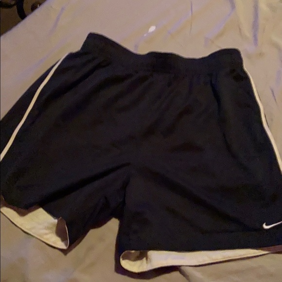 Nike - Picture 1 of 4